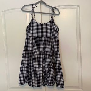 Vineyard vines dress